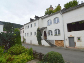 Very comfortable house with bathrooms and a garden